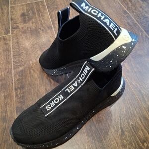 Michael Kors Slip-On Sneakers – Size 9